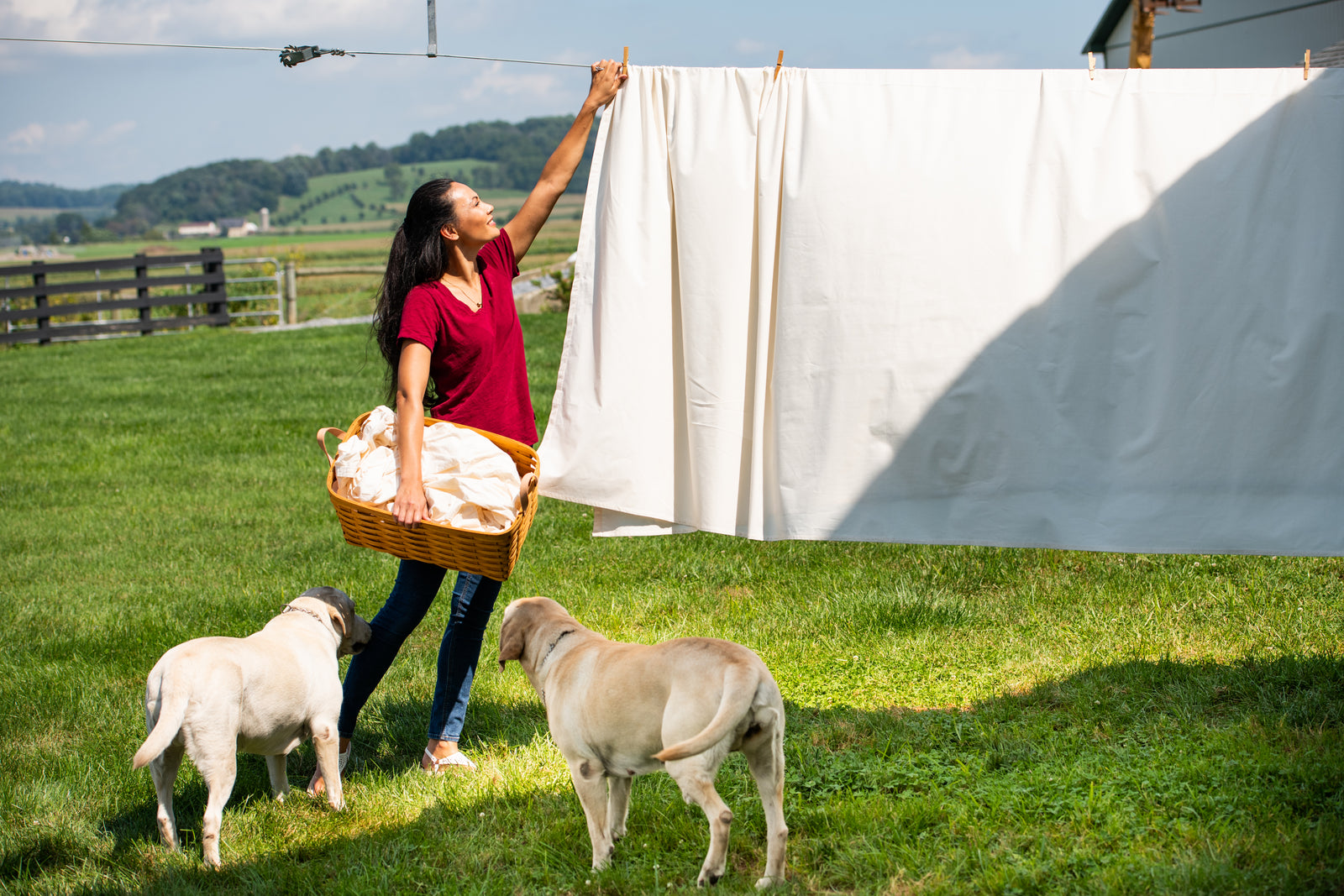 Other Ways To Keep Bedding Wrinkle-Free Without An Iron