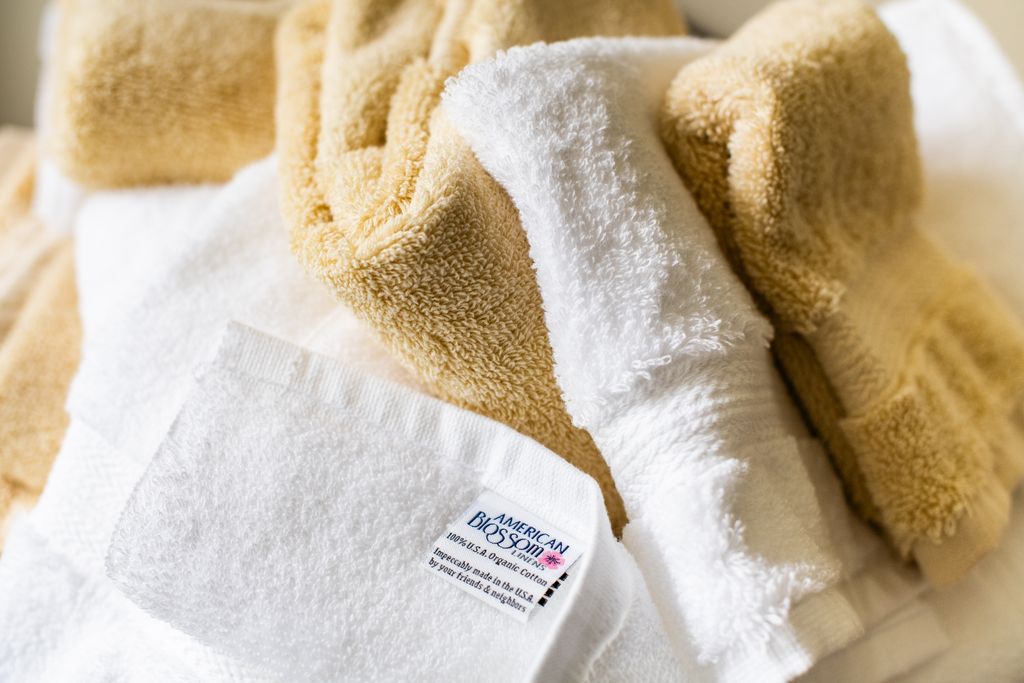 Select a Color Theme For Your Towels