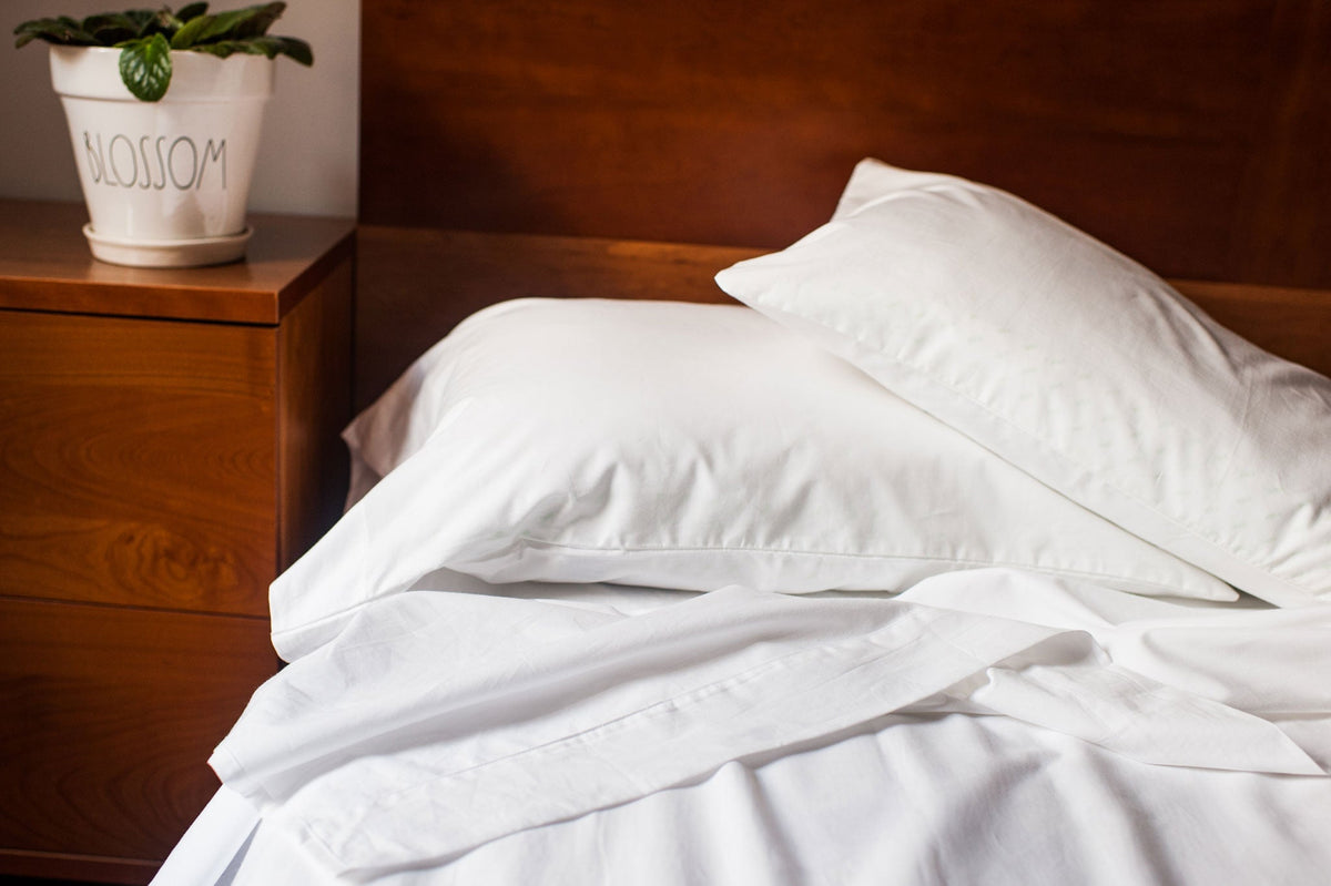 Sheets on Bed Color White Single Fitted Bed Sheet [Separate] Cotton Made in USA